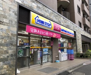 コンビニ　ミニストップ 新宿花園通り店（コンビニ）まで150m