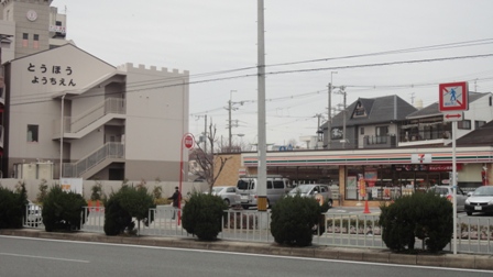 コンビニ　セブンイレブン大阪木川西淀川通店【木川西2丁目】（コンビニ）まで364m