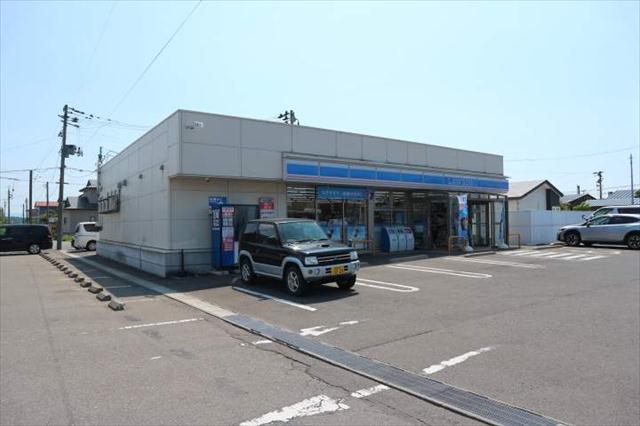 コンビニ　ローソン（コンビニ）まで806m