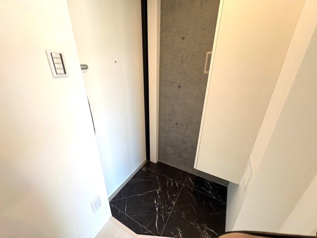 玄関　落ち着いた玄関です