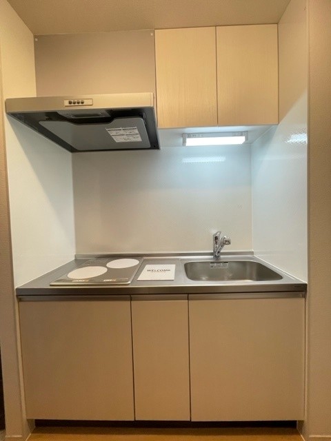 キッチン　別部屋参考写真です