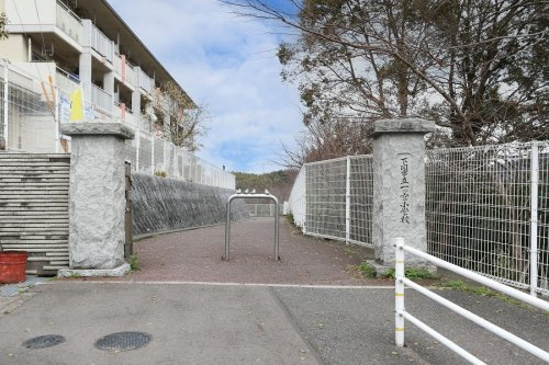 小学校　下関市立一の宮小学校（小学校）まで1401m