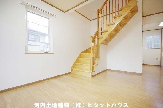 居室・リビング　※同施工別室