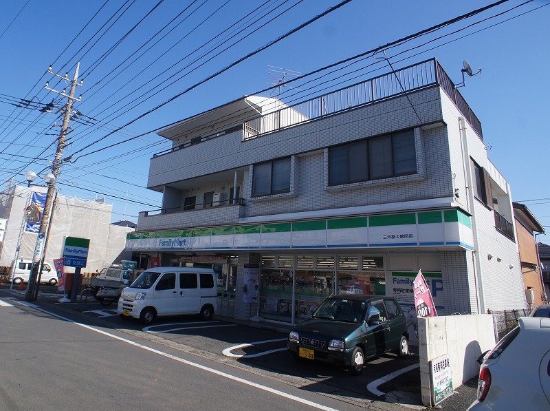 コンビニ　ファミリーマート 三河屋上鶴間店（コンビニ）まで669m