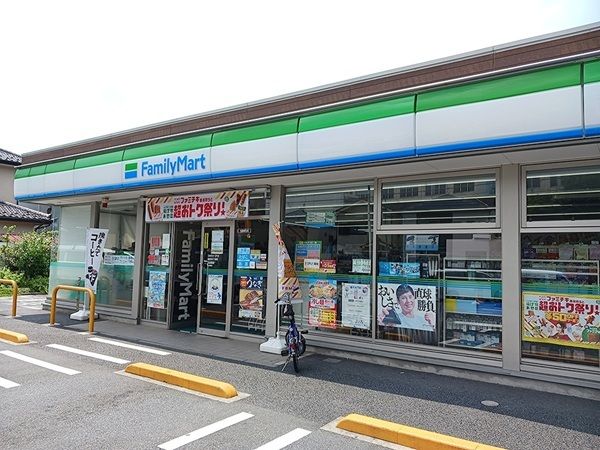コンビニ　ファミリーマート梅田四丁目店-（コンビニ）まで5m