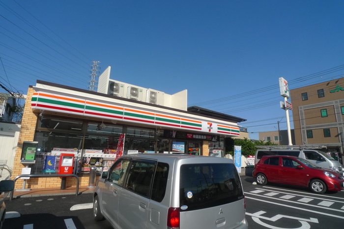 コンビニ　セブンイレブン（コンビニ）まで450m