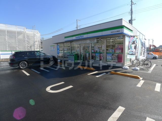 コンビニ　ファミリーマート流山おおたかの森店（コンビニ）まで80m