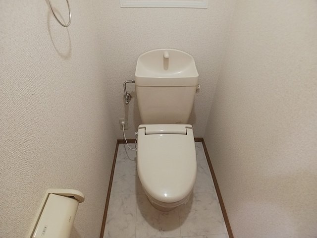 トイレ　コンパクトで使いやすいトイレです