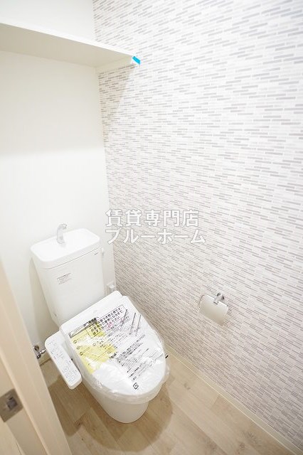 トイレ　温水洗浄便座付きのトイレです！