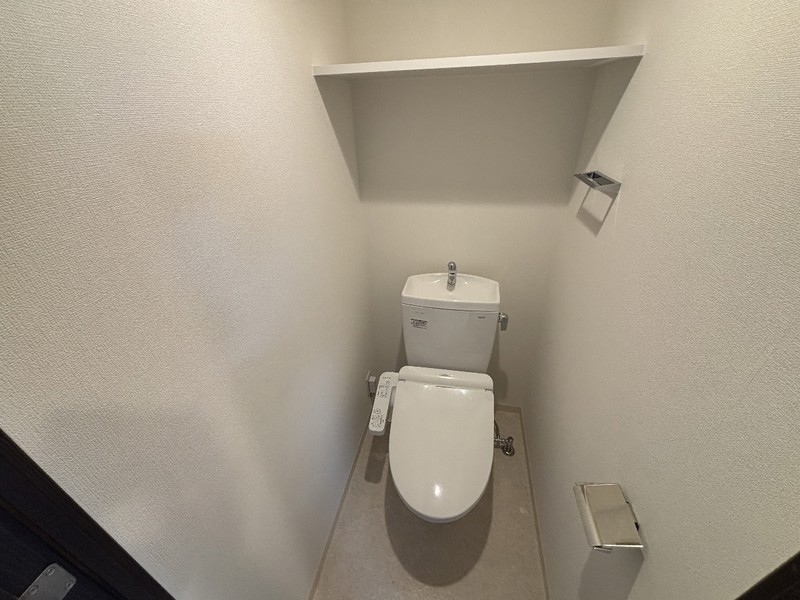エステムコート神戸元町IIGRADEのトイレ写真