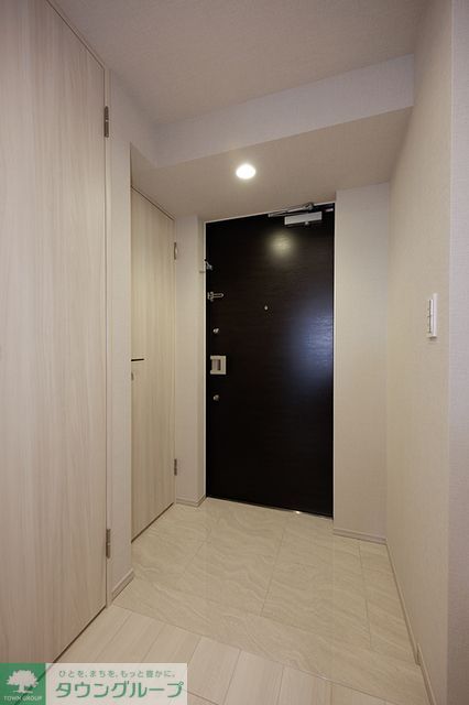 玄関　※写真は同タイプ住戸です。