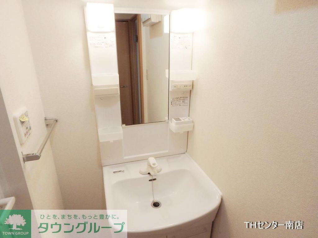 洗面設備　同物件別部屋写真
