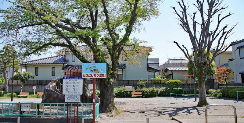 公園　金町わかくさ児童遊園（公園）まで400m