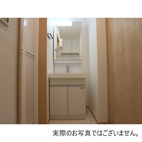 洗面設備　同シリーズ参考写真