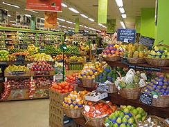 スーパー　ポテト錦田店（スーパー）まで675m