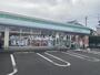 コンビニ　ファミリーマート西伊興四丁目店（コンビニ）まで489m