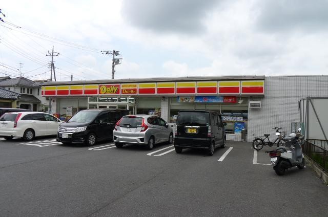 コンビニ　デイリーヤマザキ（コンビニ）まで383m