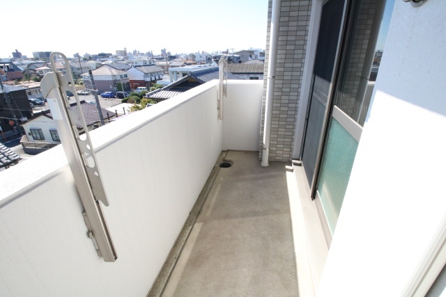 バルコニー　※別室の参考写真の為、現況優先です。