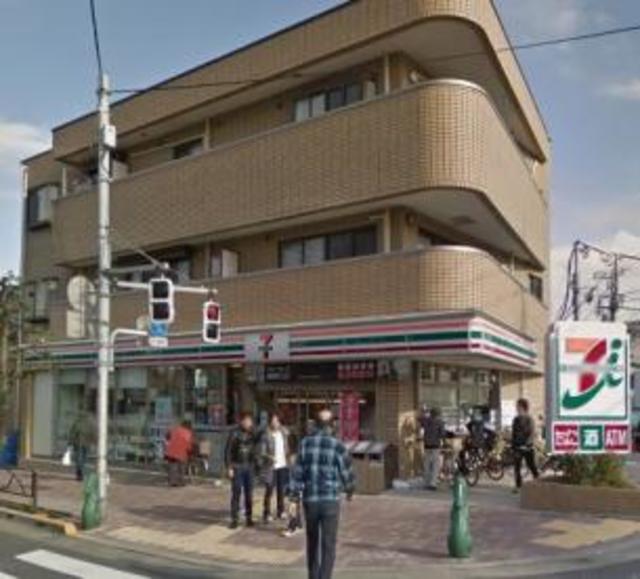 コンビニ　セブンイレブン葛飾東新小岩4丁目店（コンビニ）まで358m