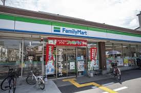 コンビニ　ファミリーマート 東中浜六丁目店（コンビニ）まで157m