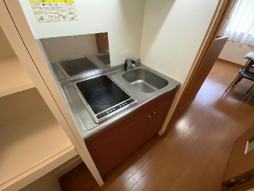 キッチン　設備・仕様は号室により異なる為、現況を優先致します。