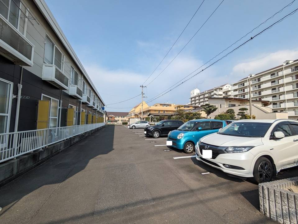 駐車場　駐車場