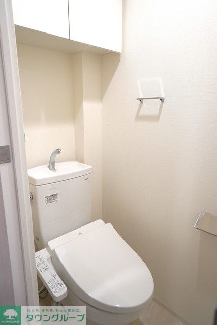 トイレ　※写真は同タイプ住戸です。