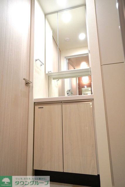 洗面設備　※写真は同タイプ住戸です。