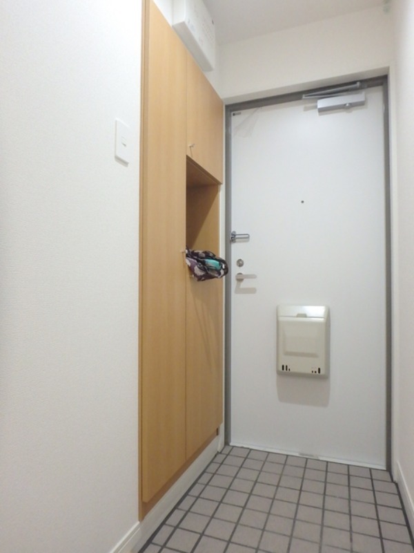 玄関　図面と現状に相違がある場合には現状を優先