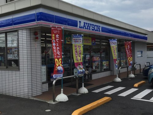 コンビニ　ローソン 岡山藤原西町店（コンビニ）まで105m