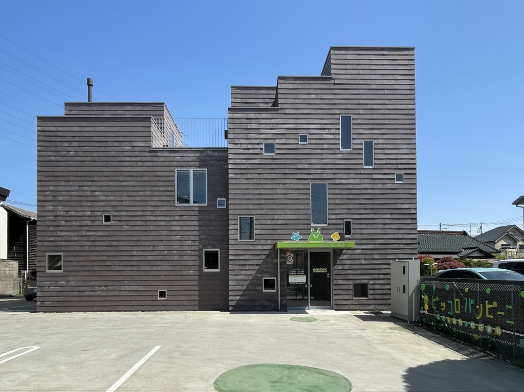 病院　ピッコロバンビーニこども歯科・矯正歯科(ホワイトエッセンス加（病院）まで352m