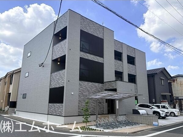 建物外観　デザイナーズ　オートロック付