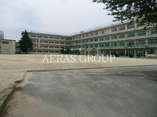 中学校　鎌ケ谷市立第二中学校（中学校）まで874m