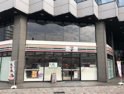 コンビニ　セブンイレブン 名古屋セントラル葵ビル店（コンビニ）まで104m