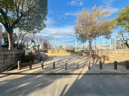 公園　潮江公園（公園）まで715m
