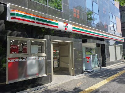 コンビニ　セブンイレブン 御成門駅北店（コンビニ）まで172m