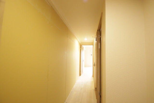 玄関　※別室の参考写真の為、現況優先です。