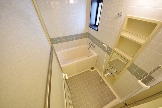 バス・シャワールーム　同物件別部屋参考