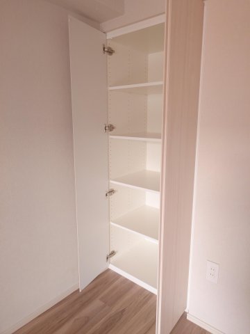 収納　※別部屋の参考写真です。