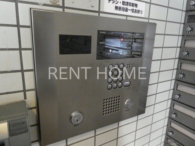 エントランス　オートロック完備