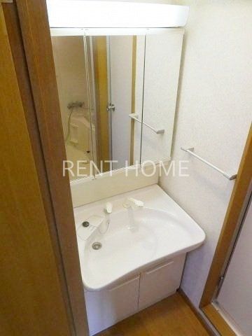 洗面設備　シャンプードレッサーです