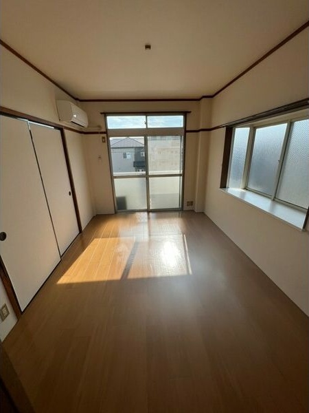 近鉄名古屋線 伏屋駅 徒歩23分 2階建 築29年の居間写真