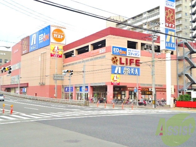スーパー　ライフ西代店（スーパー）まで501m