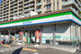 コンビニ　ファミリーマート 西六郷三丁目店（コンビニ）まで201m