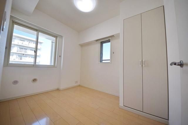 その他設備　角部屋・２面採光で明るいお部屋です
