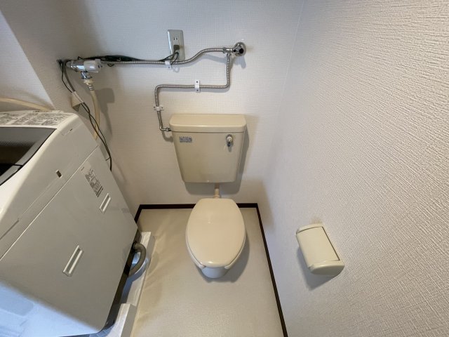 トイレ　シンプルで使いやすいトイレです