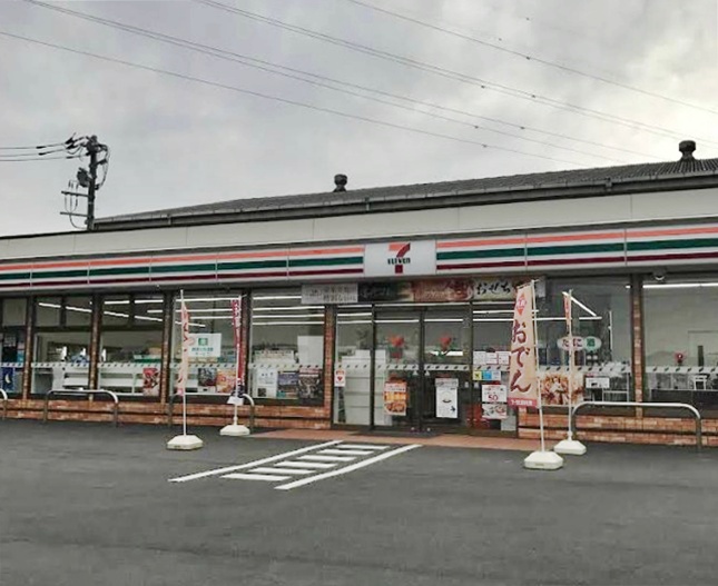 コンビニ　セブン-イレブン 入間上藤沢北店（コンビニ）まで1078m
