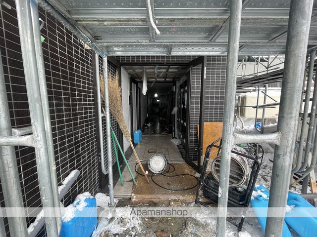 エントランス　エントランス