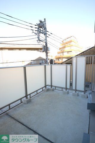 バルコニー　301号室ルーフバルコニー付き♪