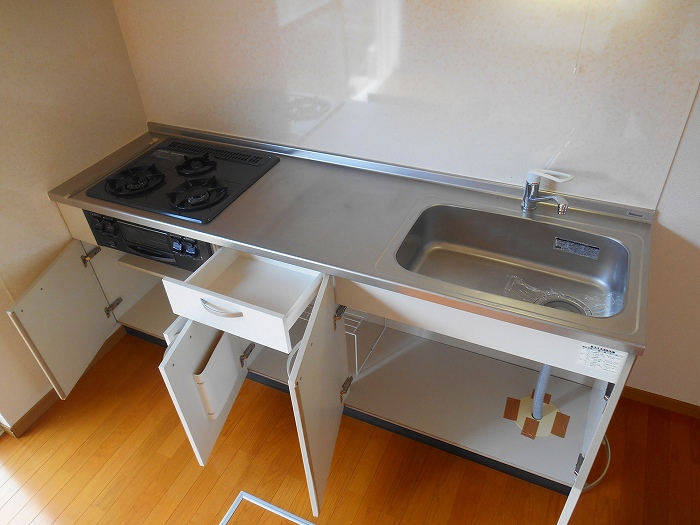 キッチン　同物件別部屋参考写真です